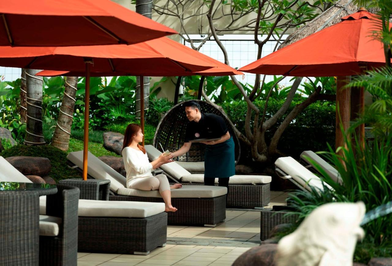 Hotel Ciputra Jakarta Managed By Swiss-Belhotel International Eksteriør billede