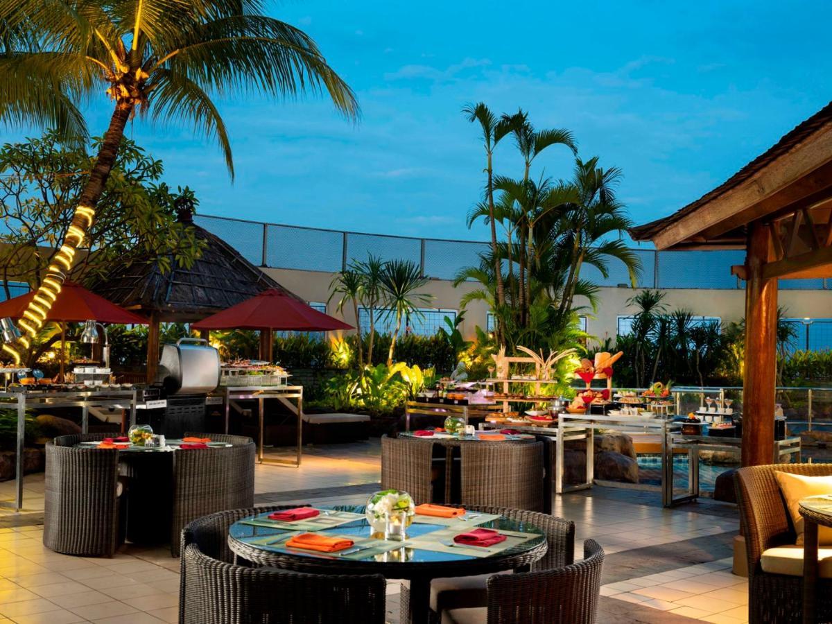 Hotel Ciputra Jakarta Managed By Swiss-Belhotel International Eksteriør billede