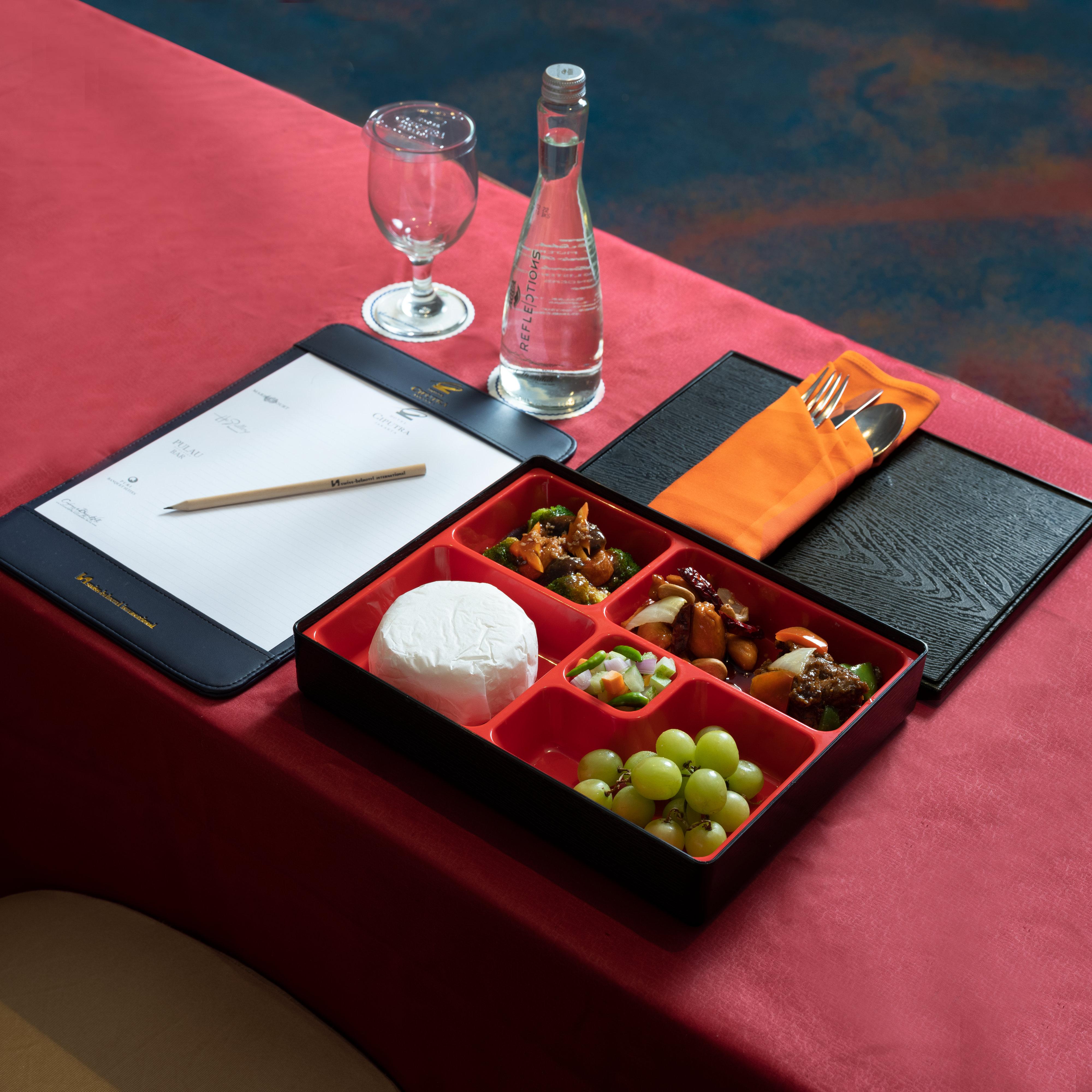 Hotel Ciputra Jakarta Managed By Swiss-Belhotel International Eksteriør billede