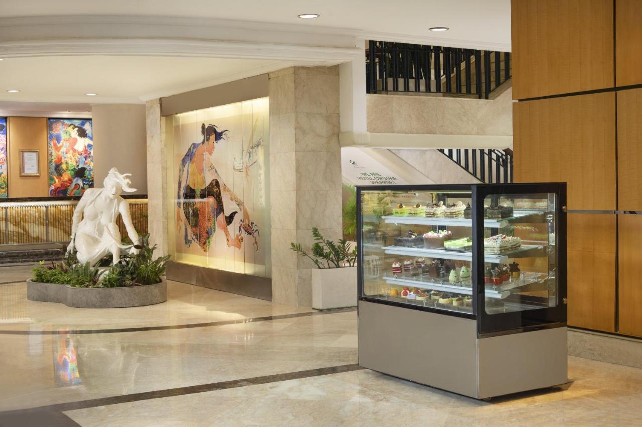 Hotel Ciputra Jakarta Managed By Swiss-Belhotel International Eksteriør billede