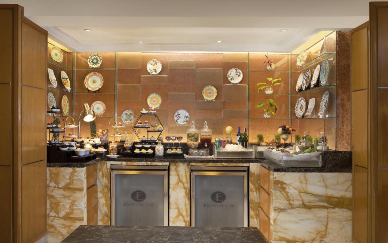 Hotel Ciputra Jakarta Managed By Swiss-Belhotel International Eksteriør billede
